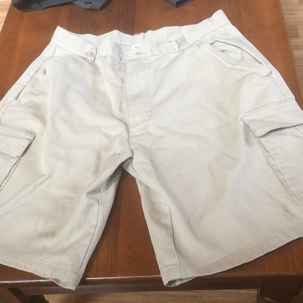 Men's TNT Cargo Shorts - Beige